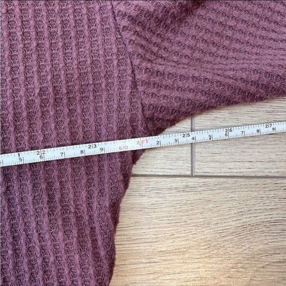 Wild Fable Purple Turtleneck Cropped Lightweight Sweater Size M - Picture 7 of 8